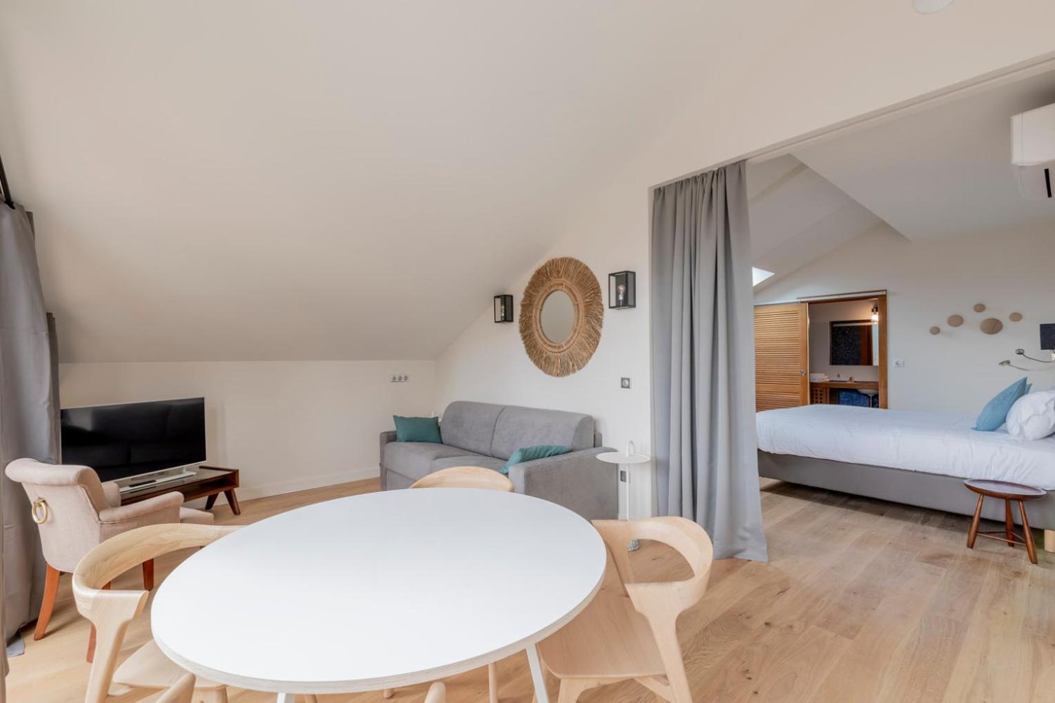 Residence Les Suites Du Port - By Le Saint Ferdinand Arcachon Exterior photo